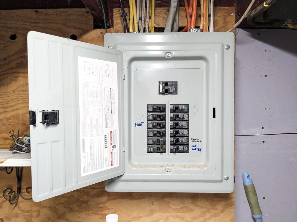 95 Blossom St, Haverhill MA  01835-7244 exterior