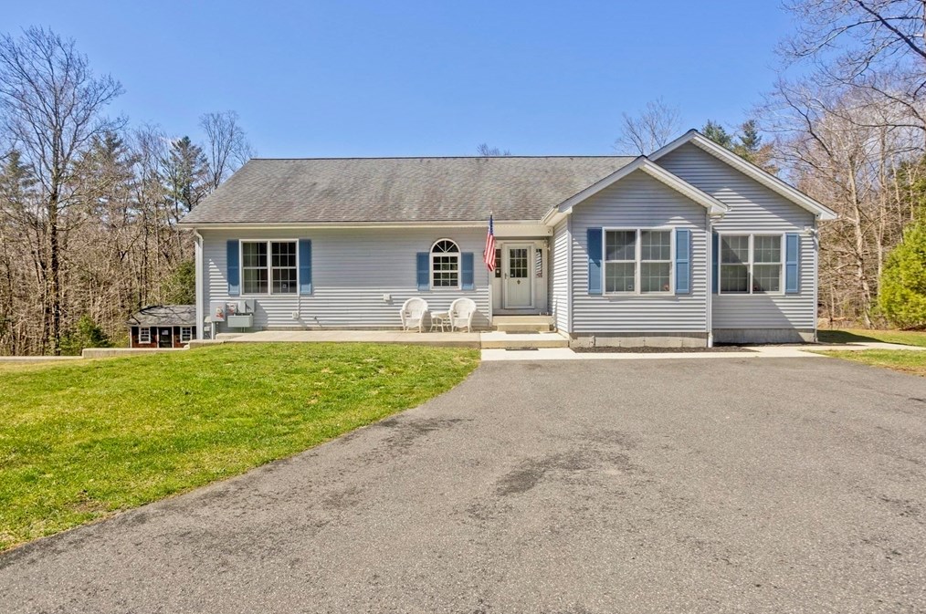 495 W Center Rd, Otis, MA 01253