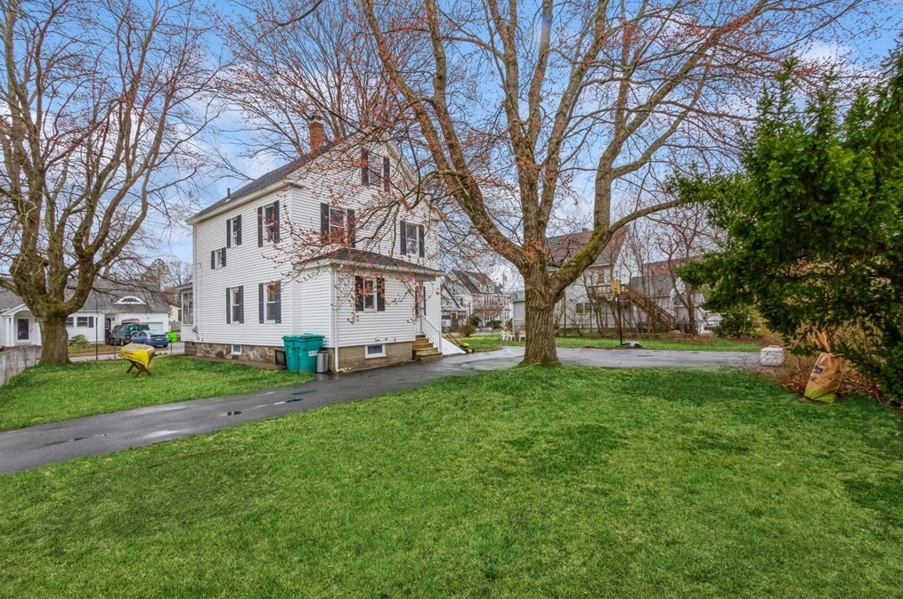 16 Carter St, Hudson MA 01749-1507 exterior