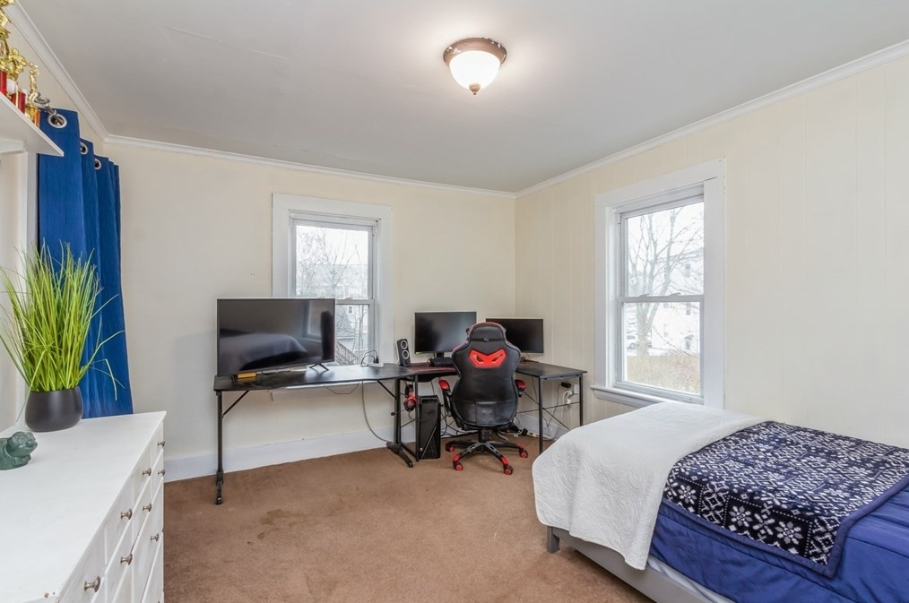 16 Carter St, Hudson MA 01749-1507 exterior