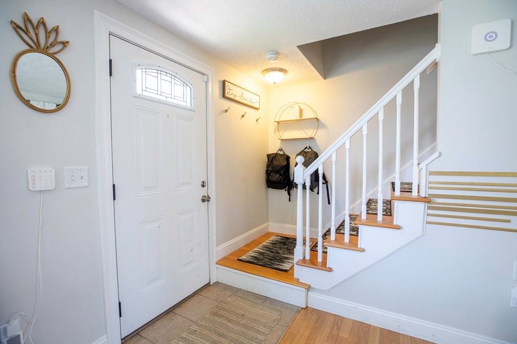 12 Lebanon St, Worcester MA  01603-1304 exterior