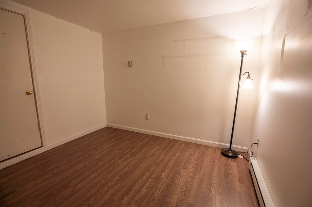 12 Lebanon St, Worcester MA  01603-1304 exterior