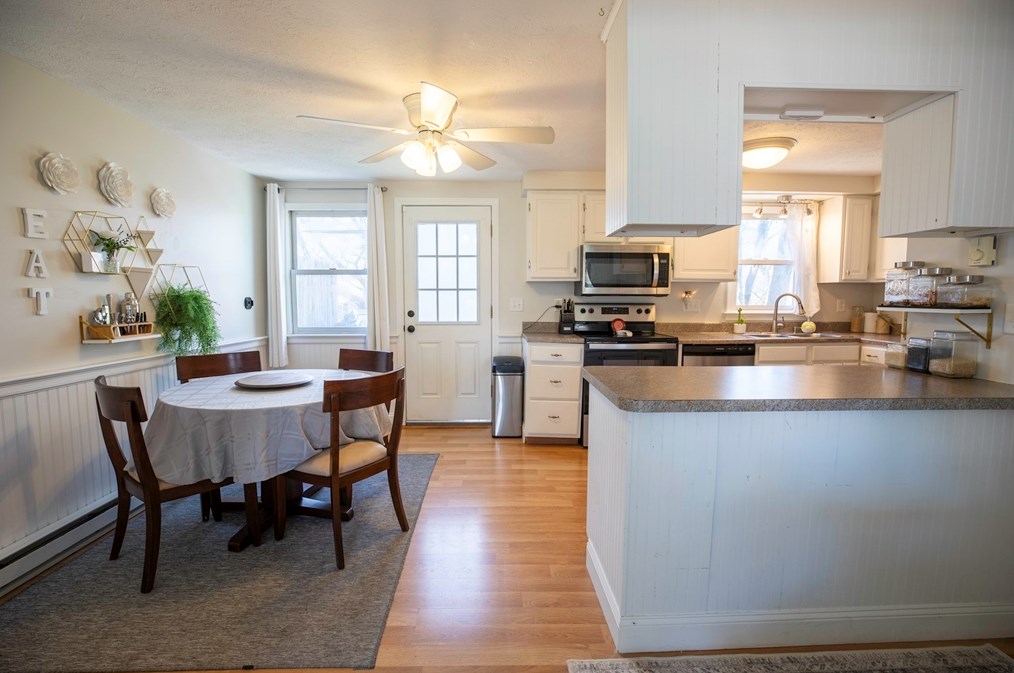 12 Lebanon St, Worcester MA  01603-1304 exterior