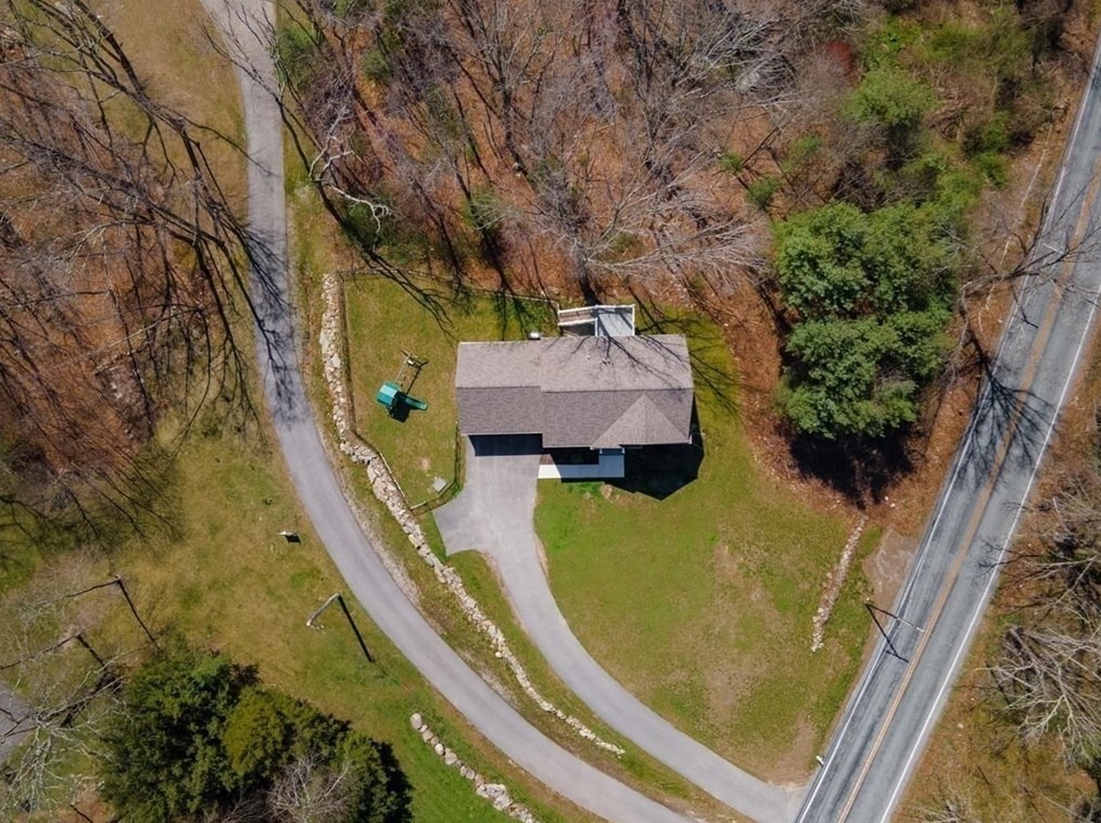 2389 West St, Wrentham MA  02093-1860 exterior