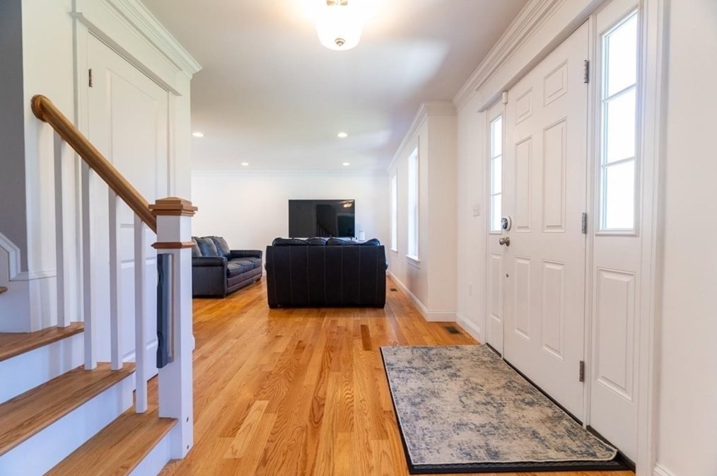 2389 West St, Wrentham MA  02093-1860 exterior