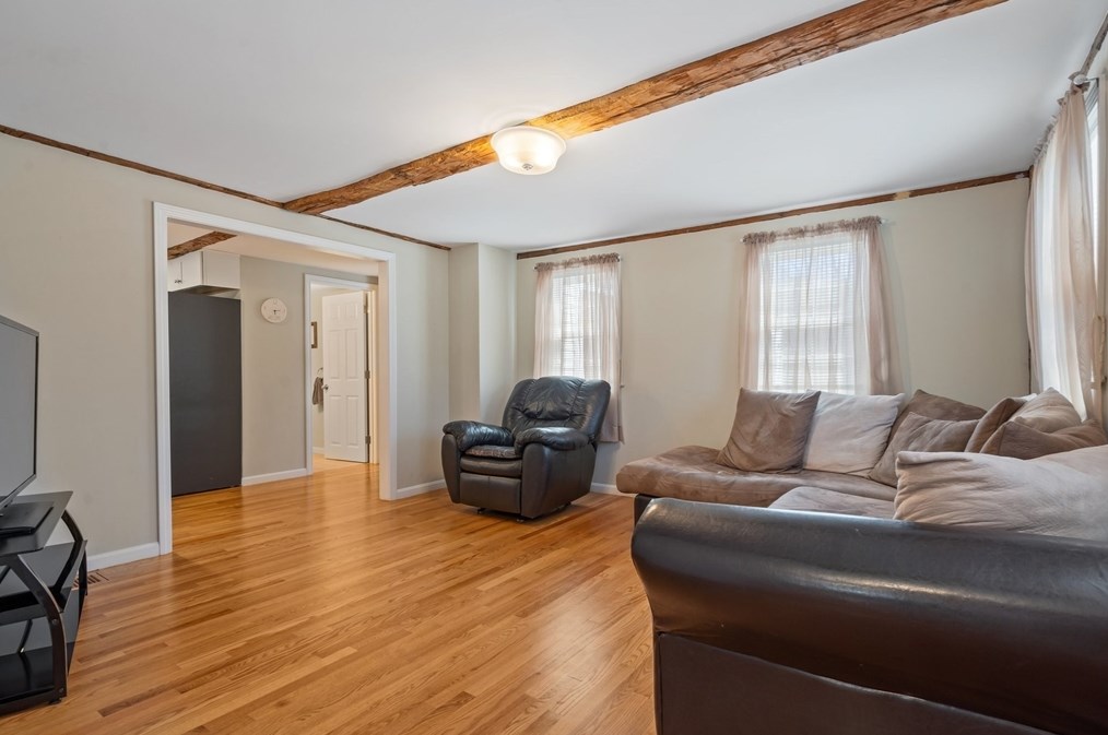 311 Pelham St, Methuen MA  01844-1476 exterior