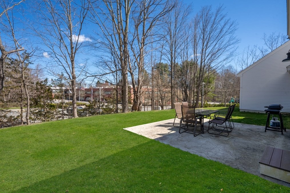 311 Pelham St, Methuen MA  01844-1476 exterior