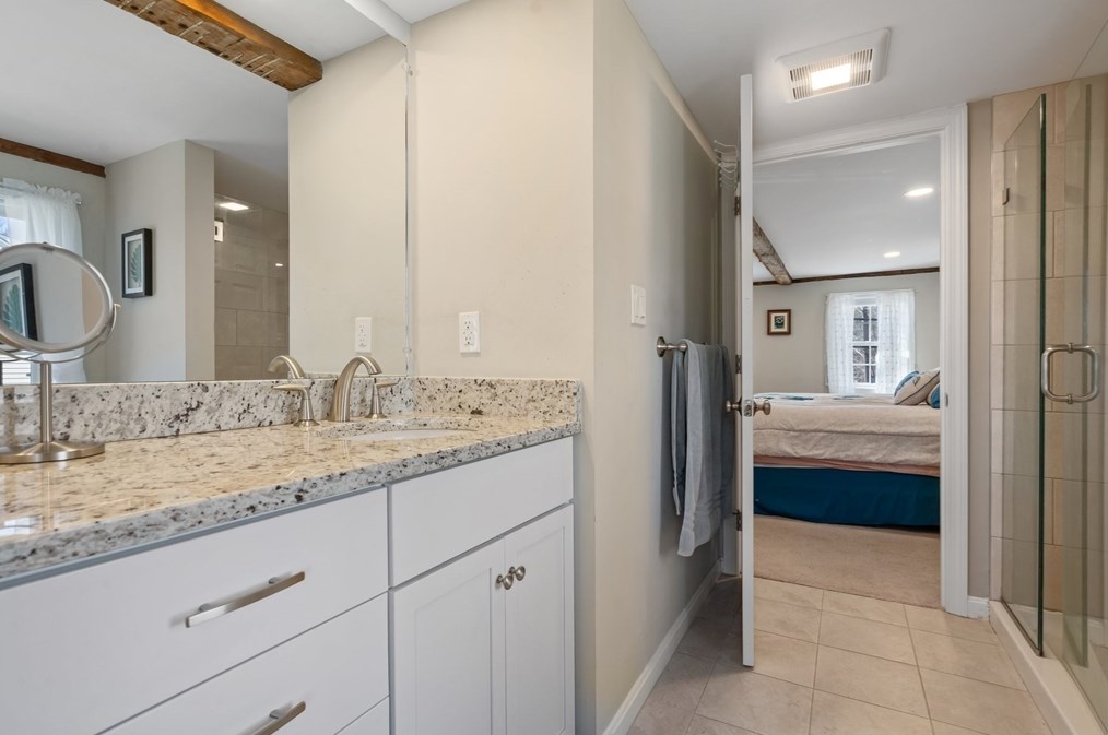 311 Pelham St, Methuen MA  01844-1476 exterior