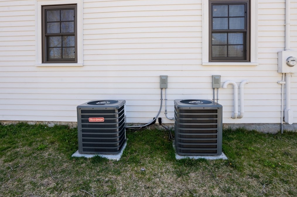 311 Pelham St, Methuen MA  01844-1476 exterior