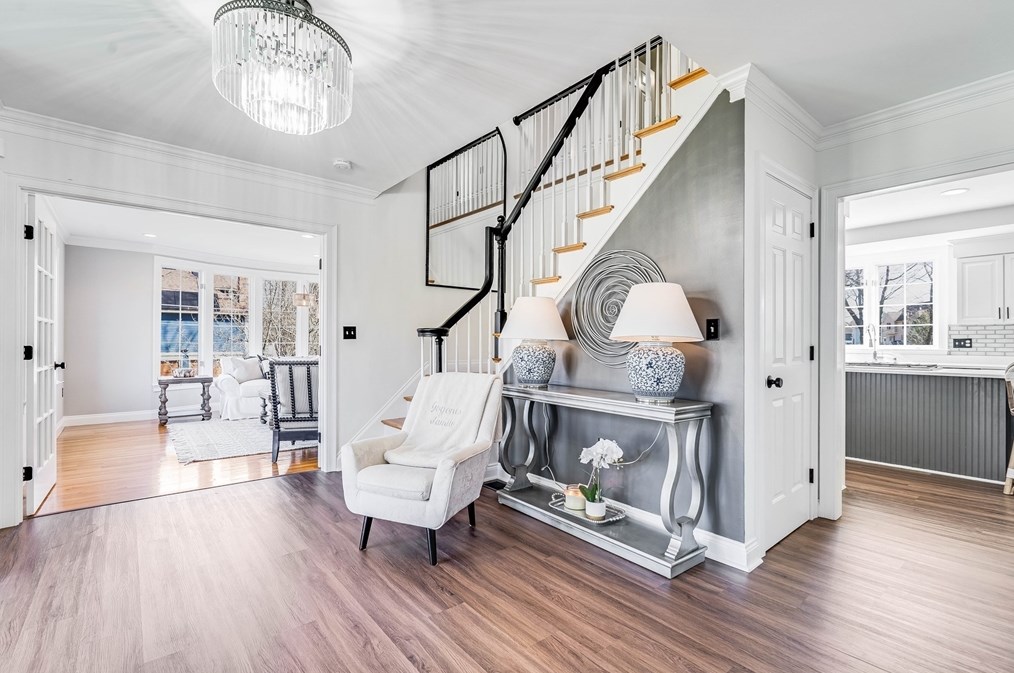 61 Sawyers Ln, Tewksbury, MA 01876