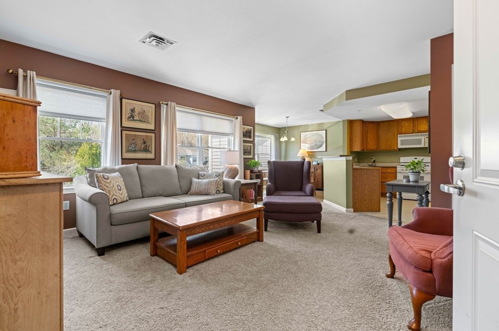 511 Main St #c, Groton, MA 01450