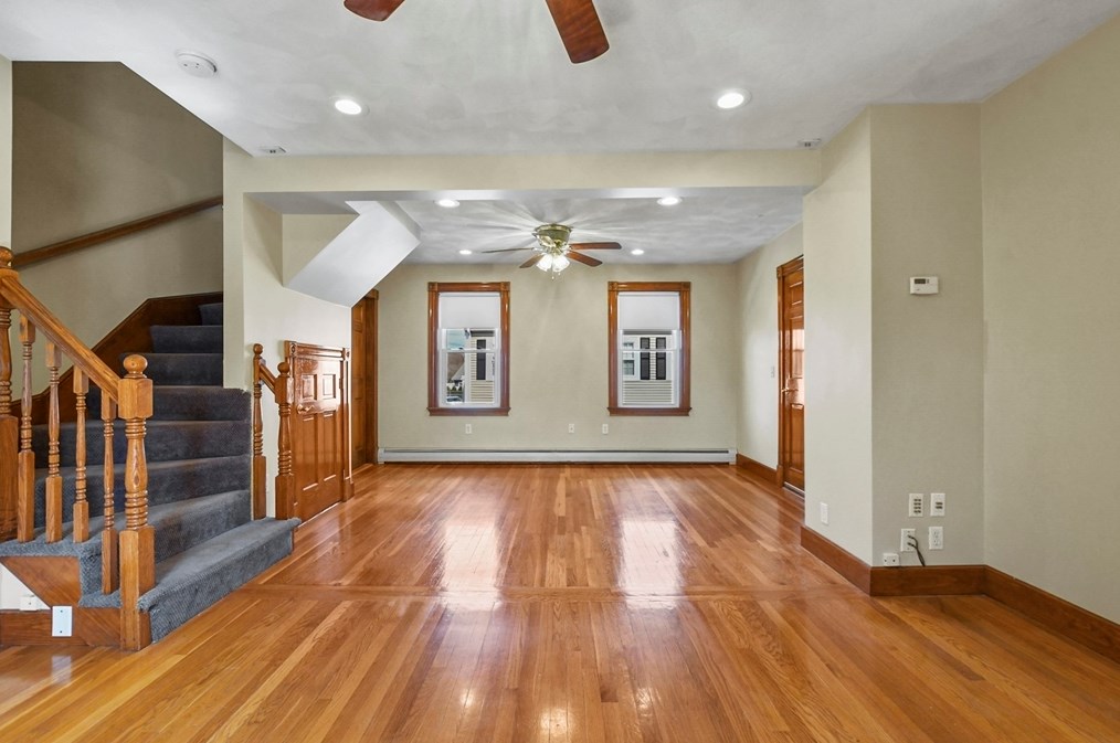 52 Conant St, Danvers MA 01923-2524 exterior