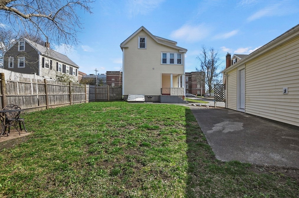 52 Conant St, Danvers MA 01923-2524 exterior