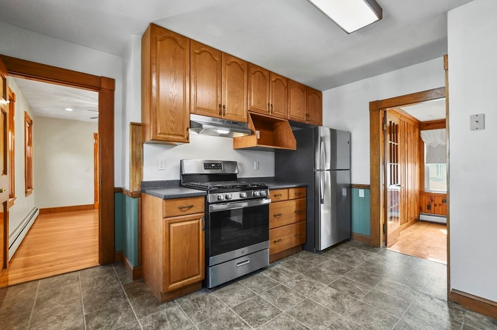 52 Conant St, Danvers MA 01923-2524 exterior