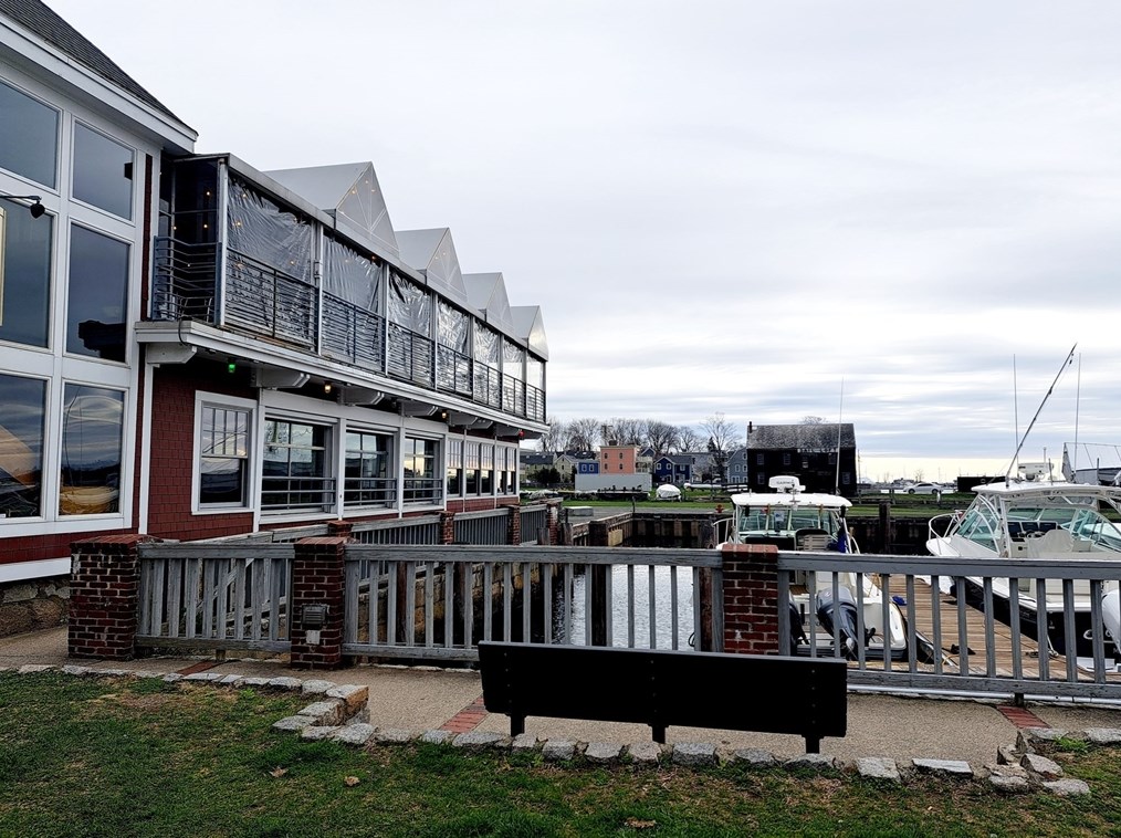 102 Wharf St, Salem MA  01970-5139 exterior