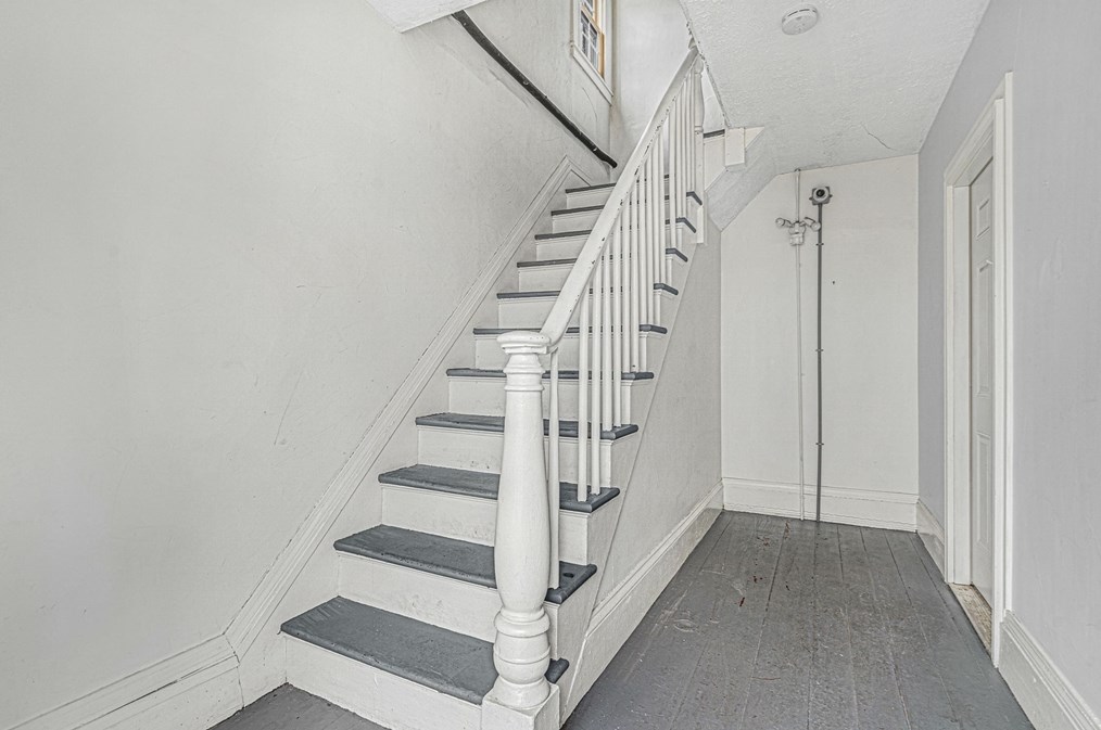 118 Maxfield St #2, New Bedford, MA 02740