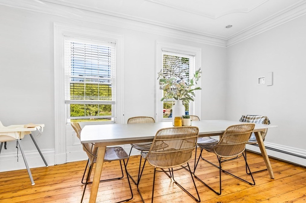 24 St, Hingham MA 02061-2610 exterior