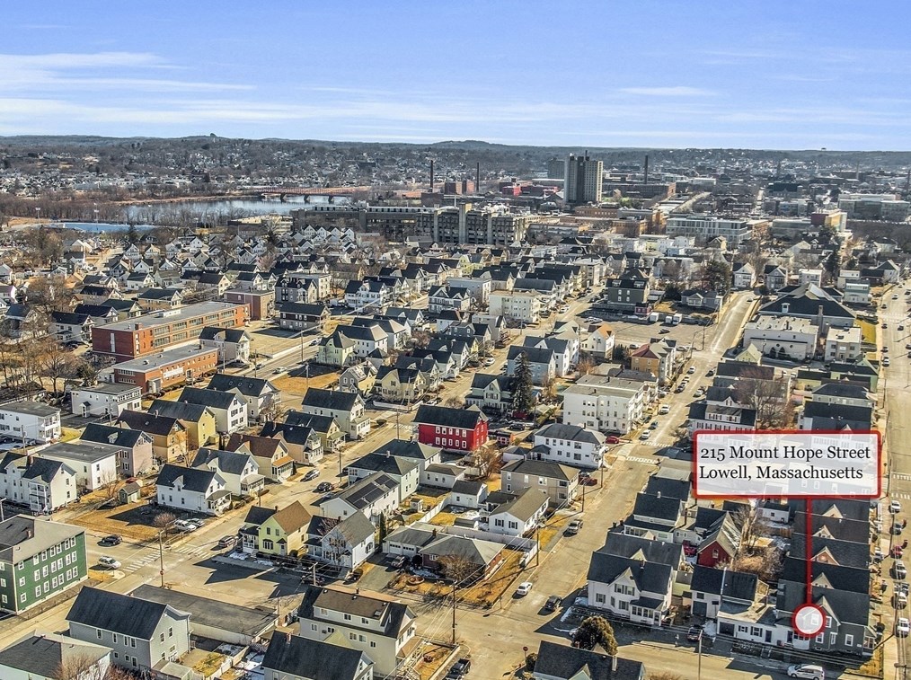 215 Mount Hope St, Lowell MA 01854-2347 exterior