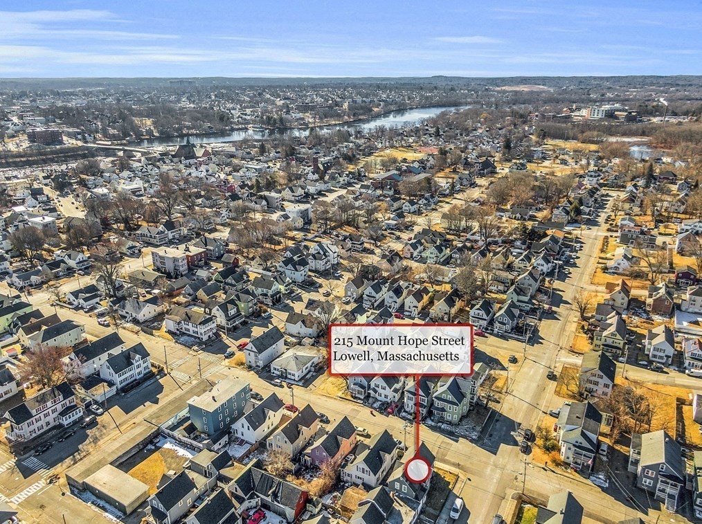 215 Mount Hope St, Lowell MA 01854-2347 exterior