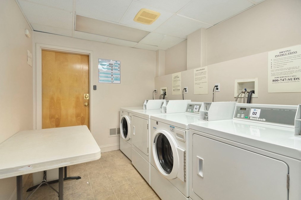 41 Walnut St, Waltham MA 02453-4425 exterior