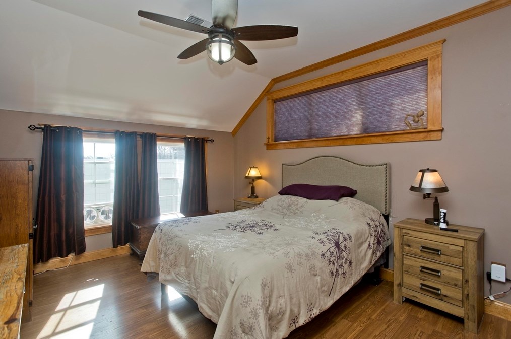 281 Langevin St, Chicopee MA 01020-4031 exterior