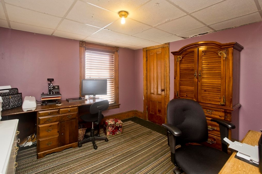 281 Langevin St, Chicopee MA 01020-4031 exterior