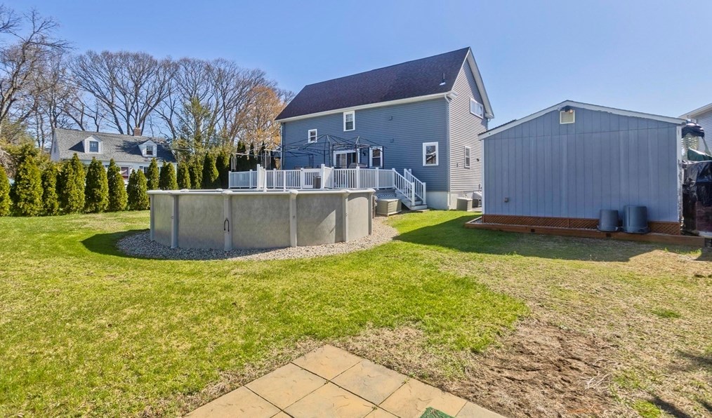 281 Langevin St, Chicopee MA 01020-4031 exterior