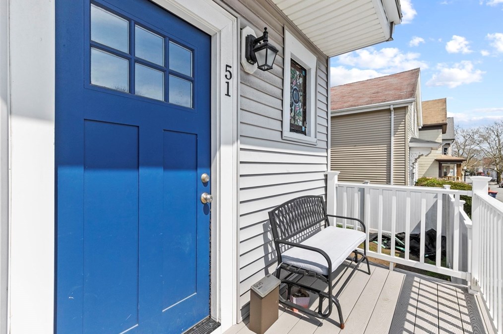 51 Parker St, New Bedford, MA 02740-5347