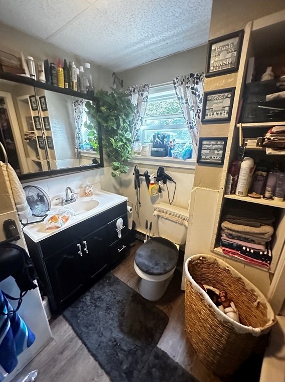 61 Estabrook St, Royalston MA 01331-3516 exterior