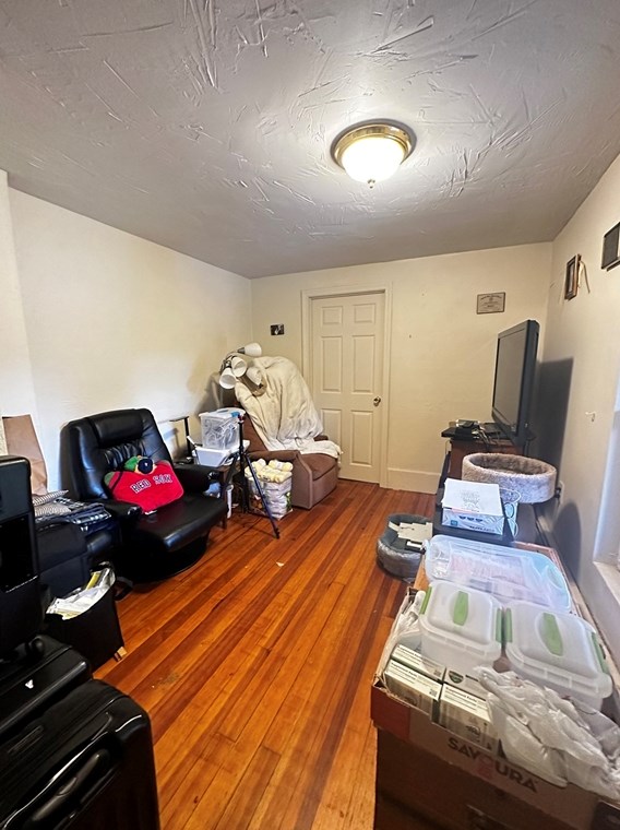 61 Estabrook St, Royalston MA 01331-3516 exterior