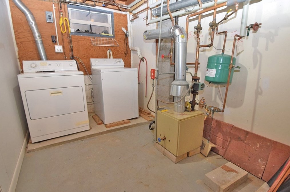 22 Clark St, Randolph MA  02368-3611 exterior