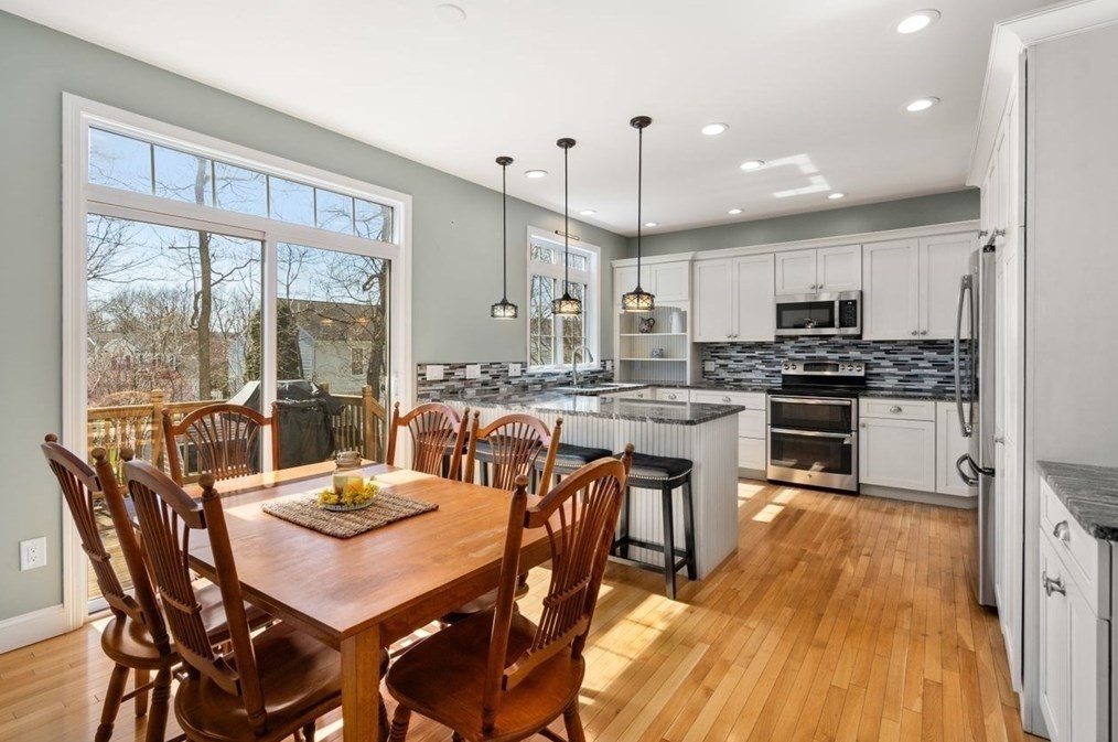 3 Rainbow Dr, Worcester MA 01605-1095 exterior