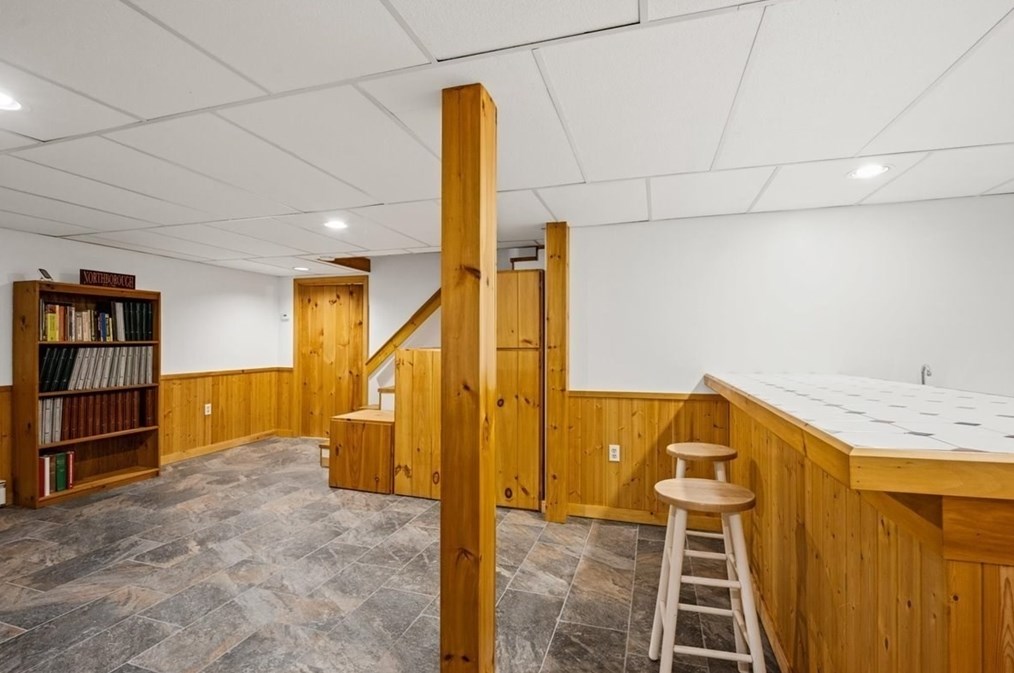 7 Washington Rd, Northborough MA 01532-2252 exterior