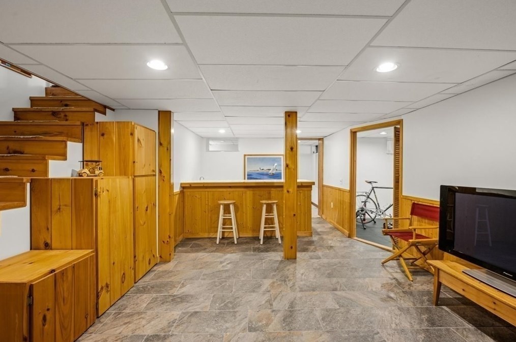 7 Washington Rd, Northborough MA 01532-2252 exterior