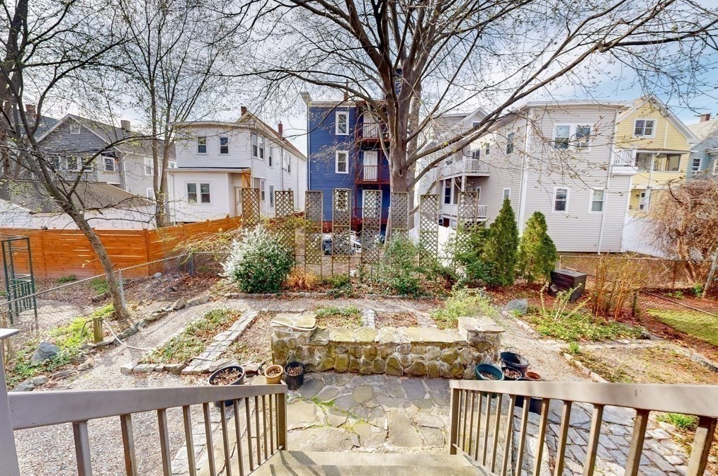 55 Elmwood St, Somerville MA  02144-2407 exterior