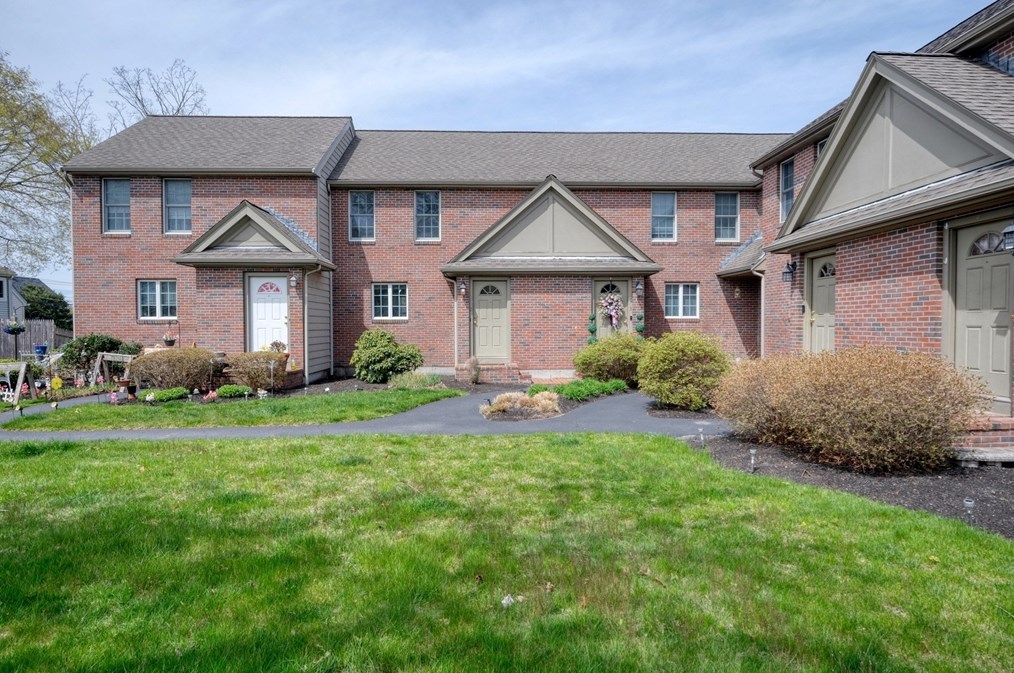 168 North St #2, Weymouth, MA 02191