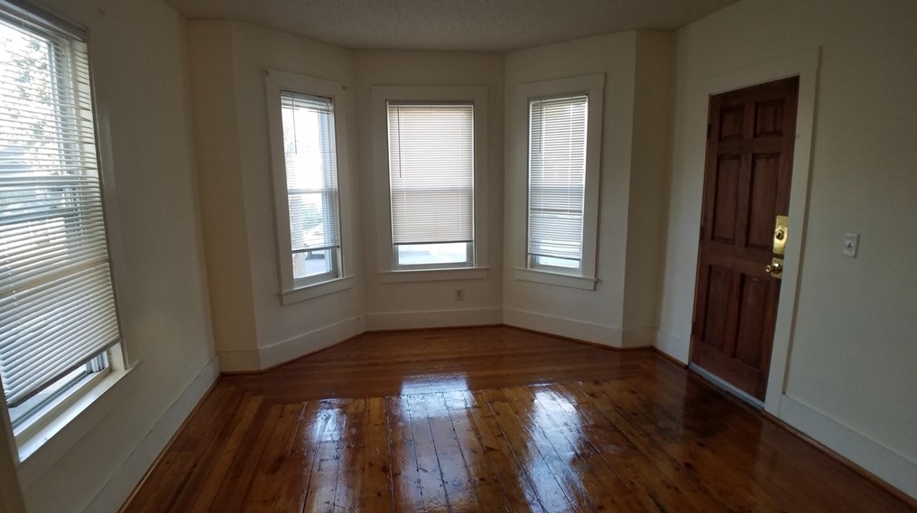 7 Chatham St #1, Lynn, MA 01902