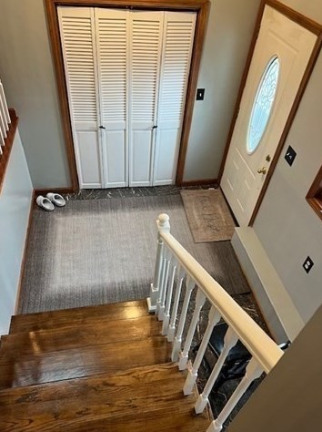 87 Mccabe St, Dartmouth MA  02748-1615 exterior