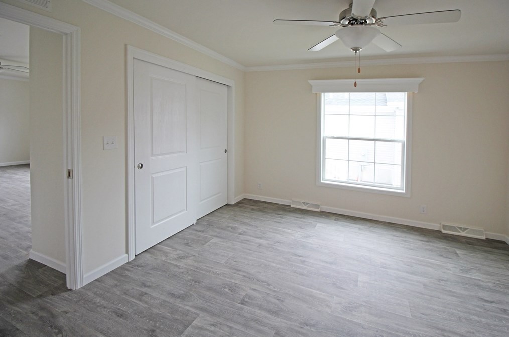 167 Liberty Ln, Montgomery MA 01085-9755 exterior