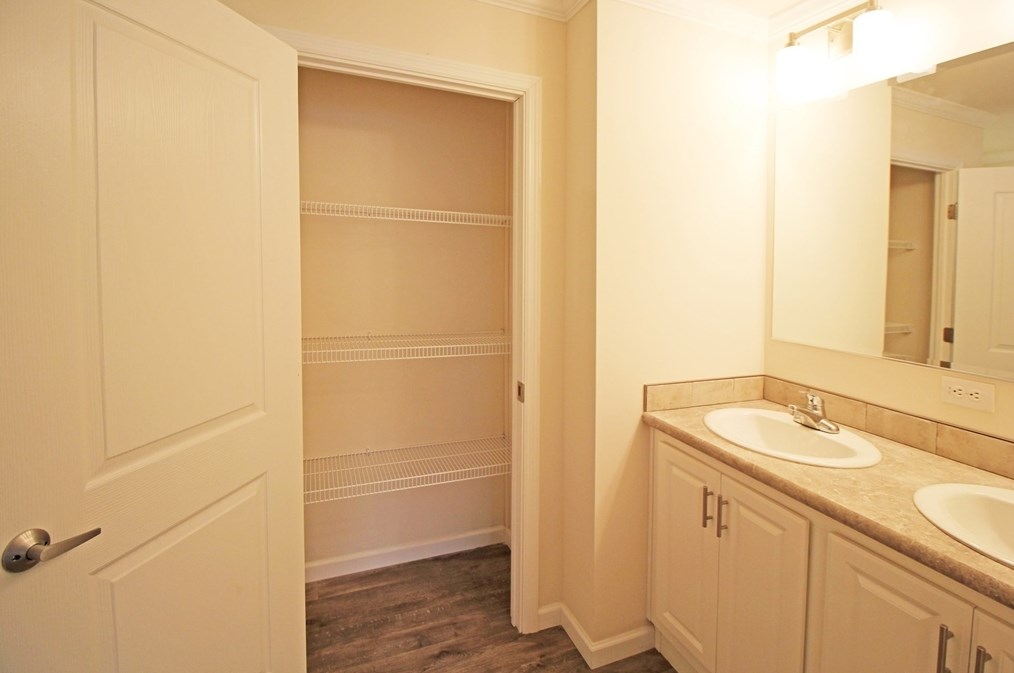 167 Liberty Ln, Montgomery MA 01085-9755 exterior