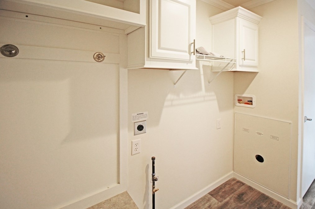 167 Liberty Ln, Montgomery MA 01085-9755 exterior