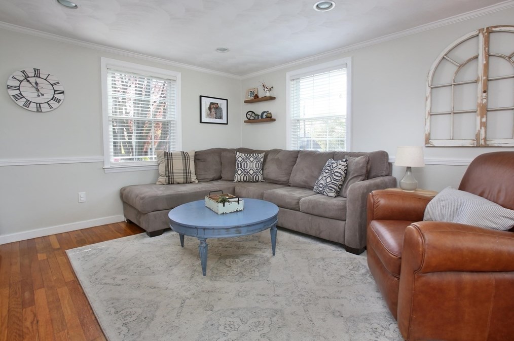 44 Brae Rd, Weymouth MA 02191-2025 exterior