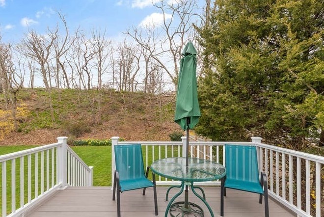 6 Ronna Rd, Gloucester MA exterior