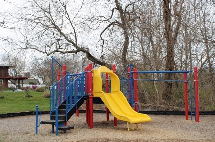 6 Ronna Rd, Gloucester MA exterior