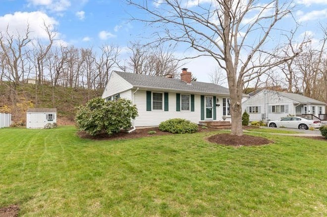 6 Ronna Rd, Gloucester MA exterior