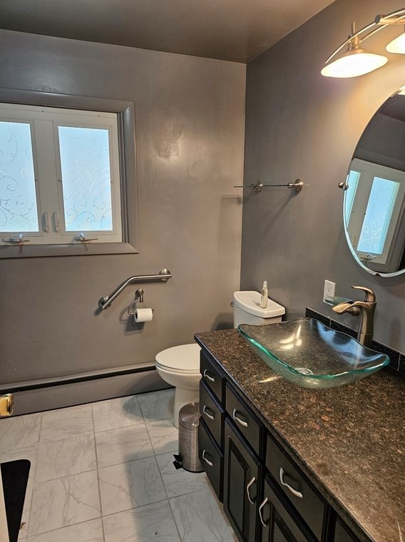 23 Phillips Rd, Leominster MA  01453-4625 exterior