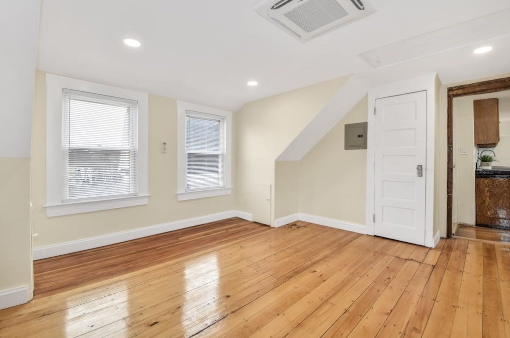 36 Ramsdell Ave #unit 3, Boston, MA 02131