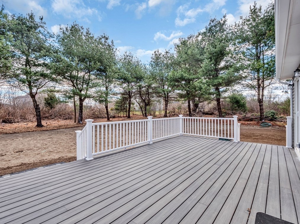 375 Orchard St, Millis MA  02054-1025 exterior