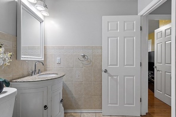 45 5 Ave, Haverhill MA 01830-3959 exterior