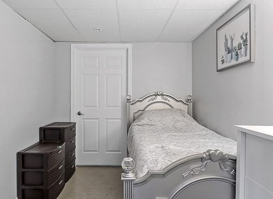 45 5 Ave, Haverhill MA 01830-3959 exterior